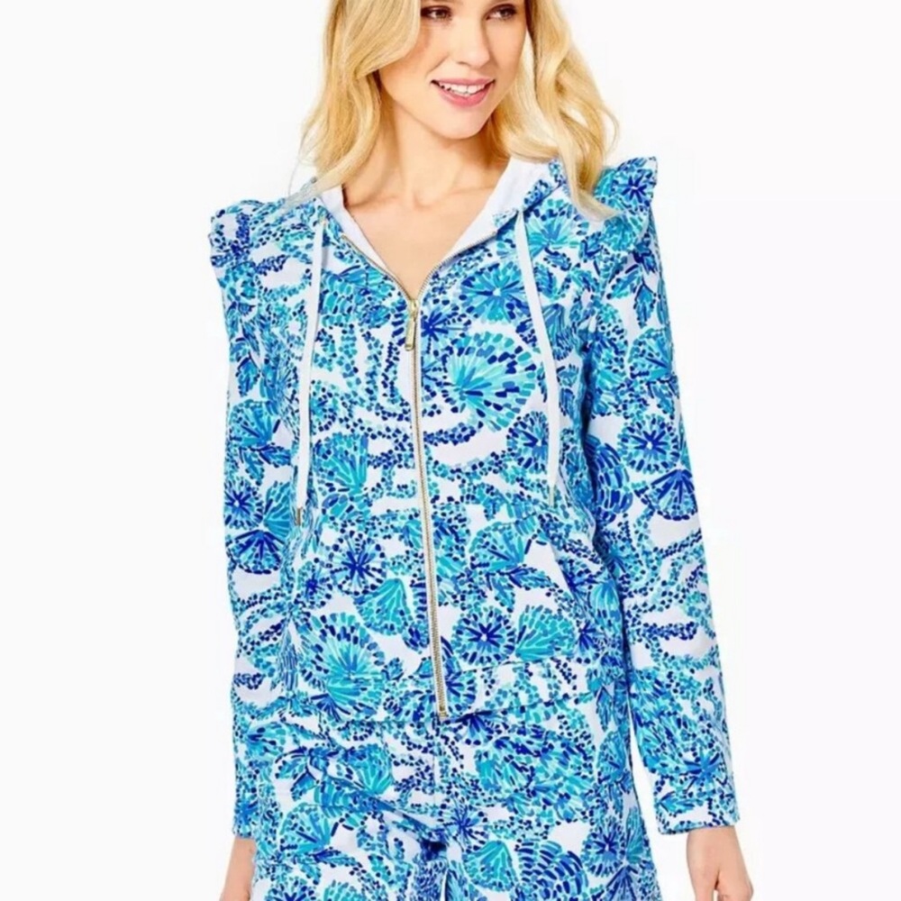 Lilly Pulitzer Audrey Zip Up Hoodie
Size XXS